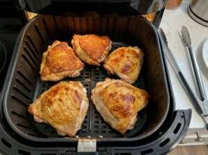 Thighs_cooking_in_sir fryer